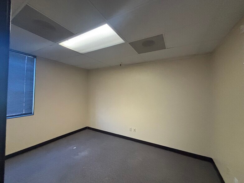 More Photos Of 1501 El Camino Ave, Sacramento Medical For Lease