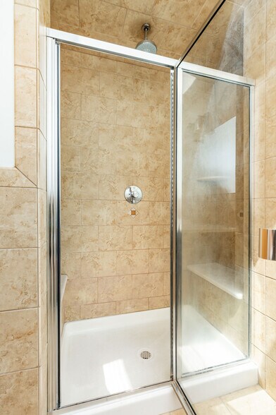 More Photos Of 4557 Manayunk Ave, Philadelphia Apartments For Sale