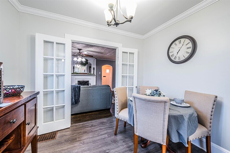 More Photos Of 1128 Magnolia St, Bowling Green Office Residential For Sale