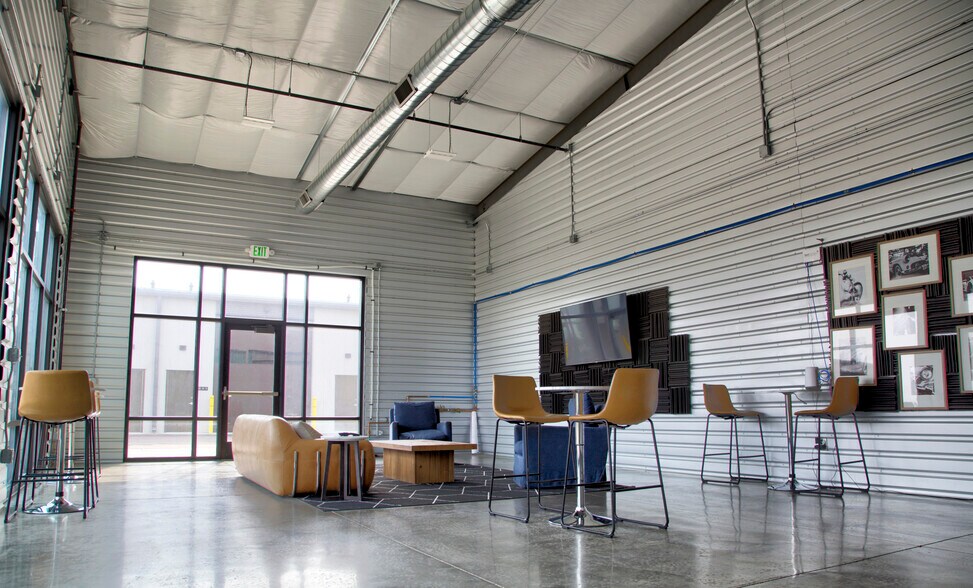 More Photos Of 9658 Havana St, Commerce City Warehouse For Sale