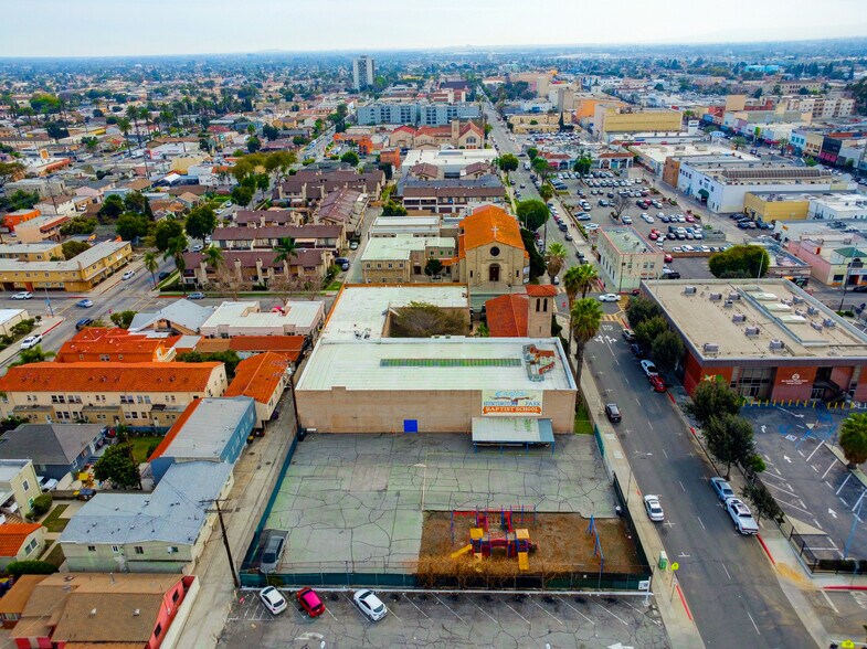 More Photos Of 2665 Clarendon Ave, Huntington Park Religious Facility For Lease