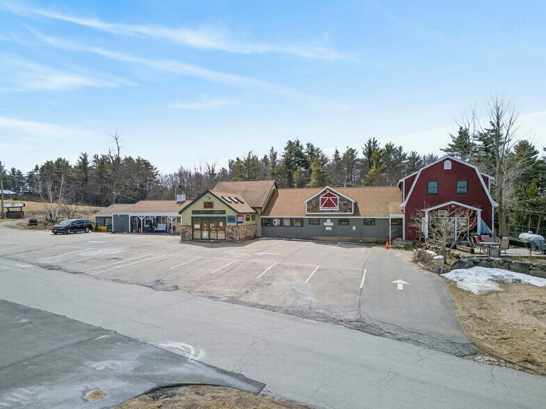 More Photos Of 16 Colls Farm Rd, Jaffrey Freestanding For Sale