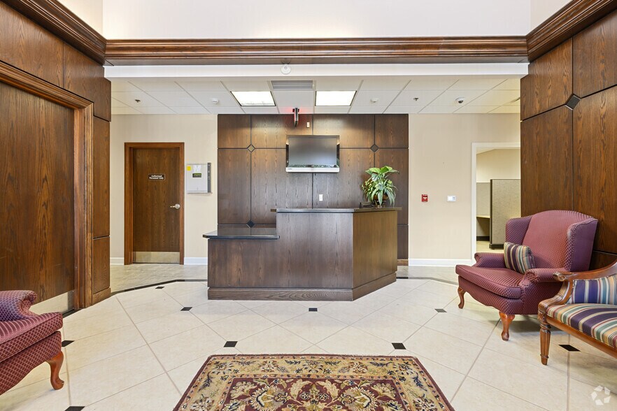 More Photos Of 3664 Coolidge Ct, Tallahassee Office For Lease