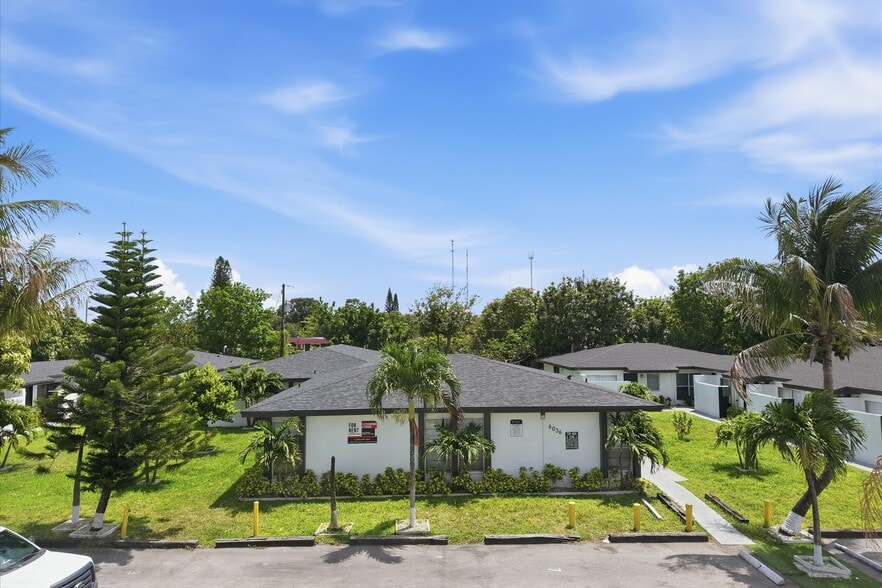 More Photos Of 6032 SW 25th St, Miramar Apartments For Sale