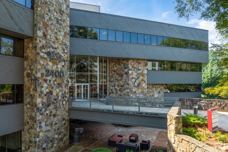 Primary Photo Of 2400 Lake Park Dr SE, Smyrna Office For Lease