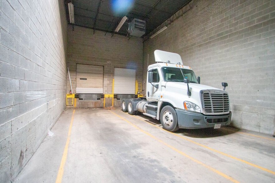 More Photos Of 1175 Central Ave, University Park Manufacturing For Lease