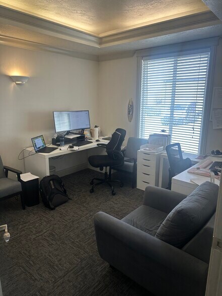 More Photos Of 11576 S State St, Draper Medical For Lease