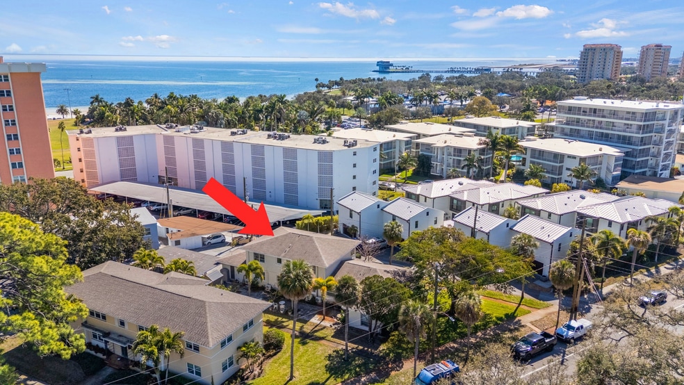 More Photos Of 1121 Beach Dr NE, Saint Petersburg Apartments For Sale