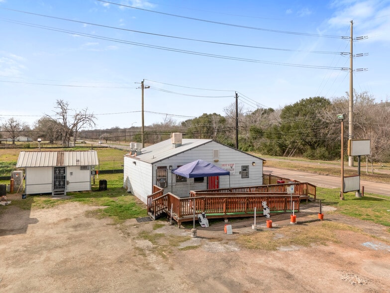 More Photos Of 9202 Ashville Dr, Houston Shelter For Sale