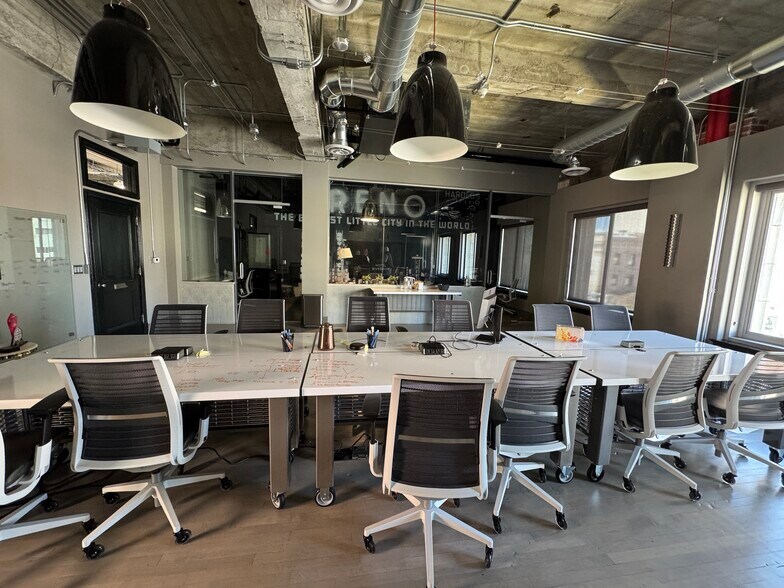 More Photos Of 50 S Virginia St, Reno Office For Sale