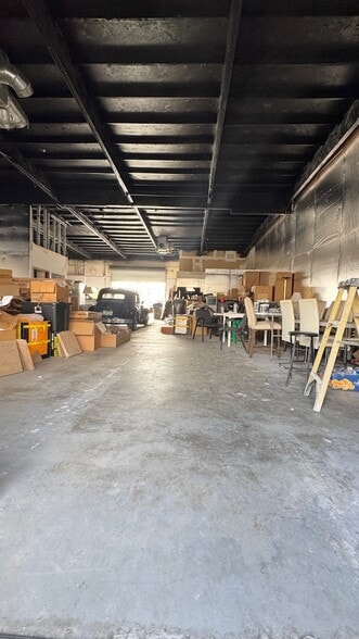 More Photos Of 13902 Harbor Blvd, Garden Grove Warehouse For Sale