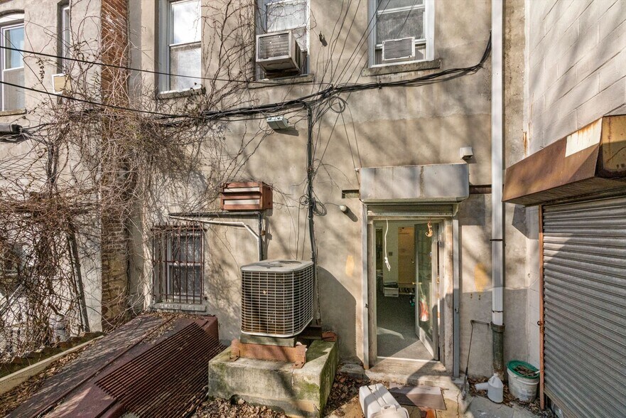More Photos Of 12516 Jamaica Ave, Richmond Hill Apartments For Sale