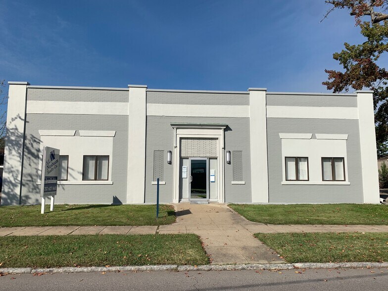 Primary Photo Of 860 W 44th St, Norfolk Warehouse For Lease