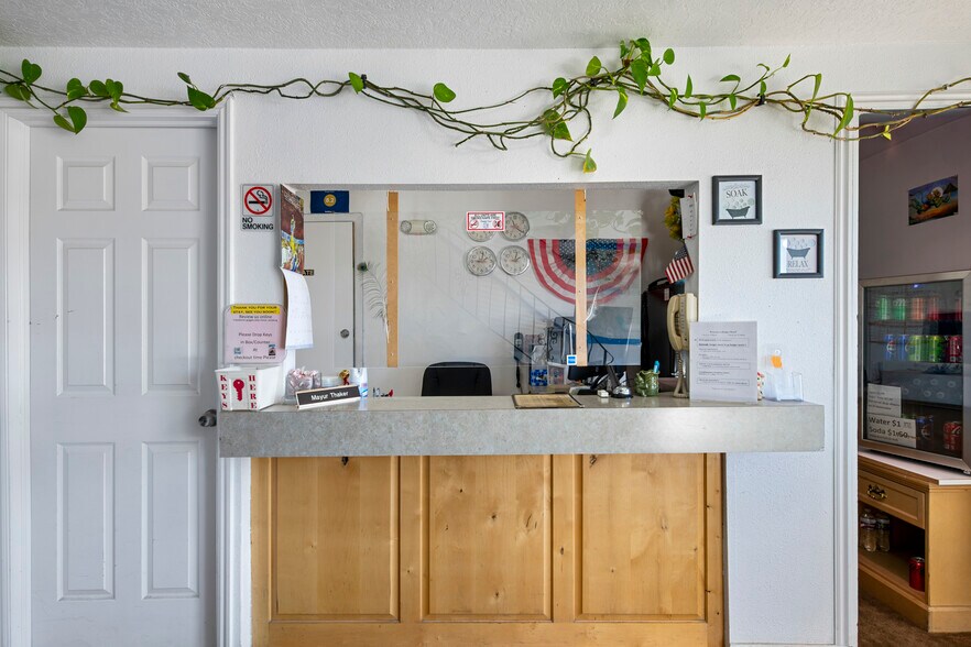 More Photos Of 75 S 350 E, Delta Hotel For Sale