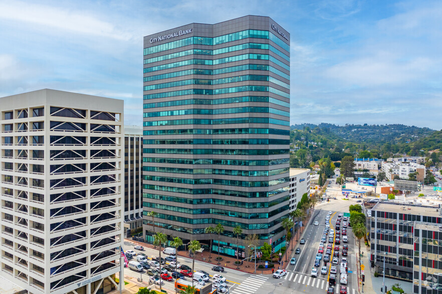 Primary Photo Of 15260 Ventura Blvd, Sherman Oaks Coworking Space