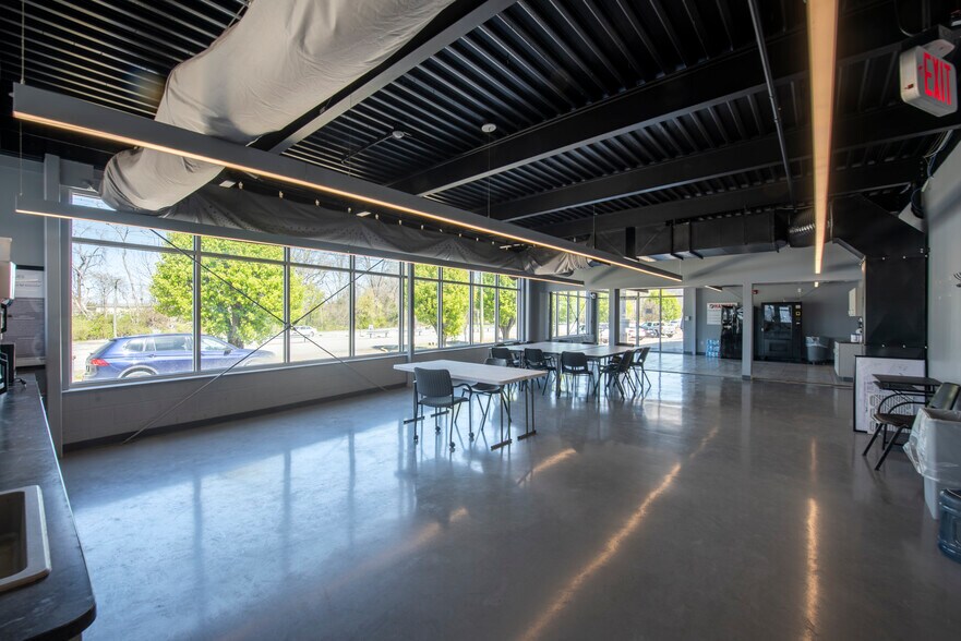 More Photos Of 9404 Ooltewah Industrial Dr, Ooltewah Manufacturing For Sale