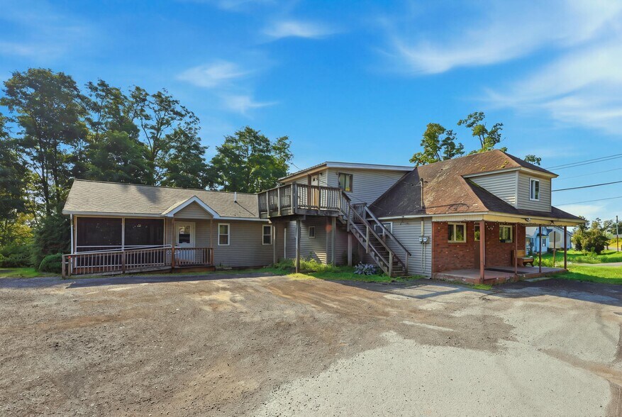 More Photos Of 225 Owego Turnpike, Waymart Specialty For Sale