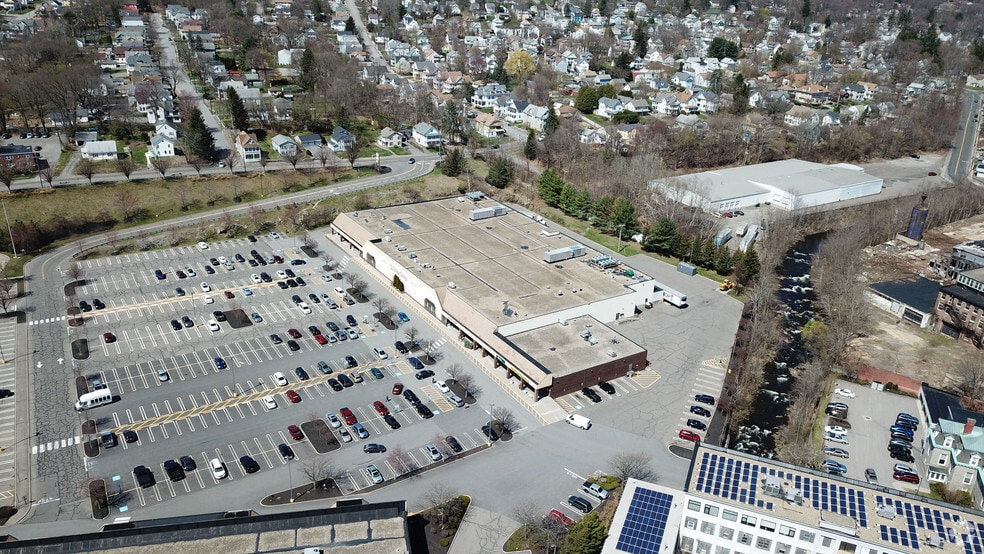 More Photos Of 211-215 High St, Torrington General Retail For Lease