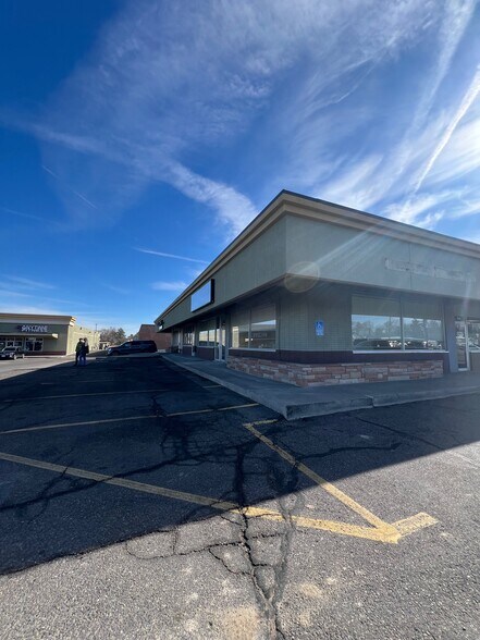 More Photos Of 528-550 Blue Lakes Blvd N, Twin Falls Freestanding For Lease