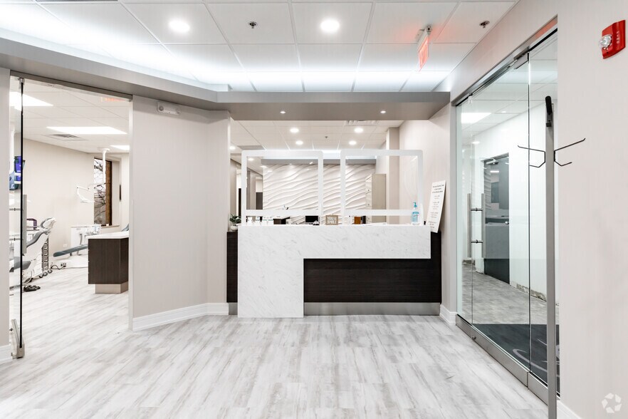 More Photos Of 3060-3080 Ogden Ave, Lisle Unknown For Lease