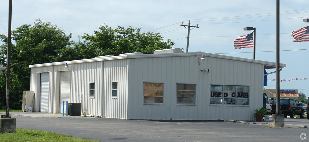 More Photos Of 1302 NE Pine Island Rd, Cape Coral Unknown For Lease