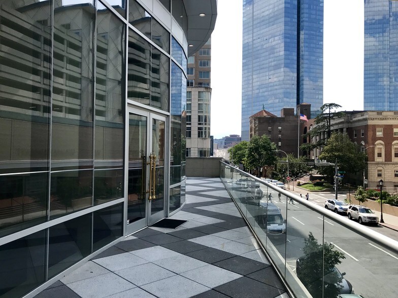 More Photos Of 250-270 Main St, White Plains Hotel For Lease