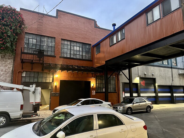 Primary Photo Of 19 Heron St, San Francisco Warehouse For Lease