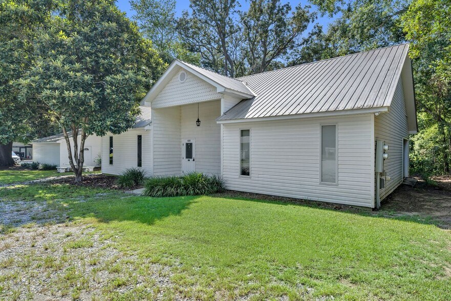 More Photos Of 14794 Camelia St, Magnolia Springs Office For Lease