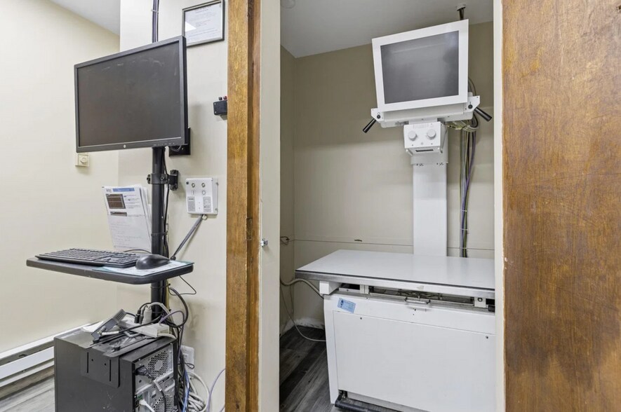 More Photos Of 5962 New York 812, Ogdensburg Medical For Sale