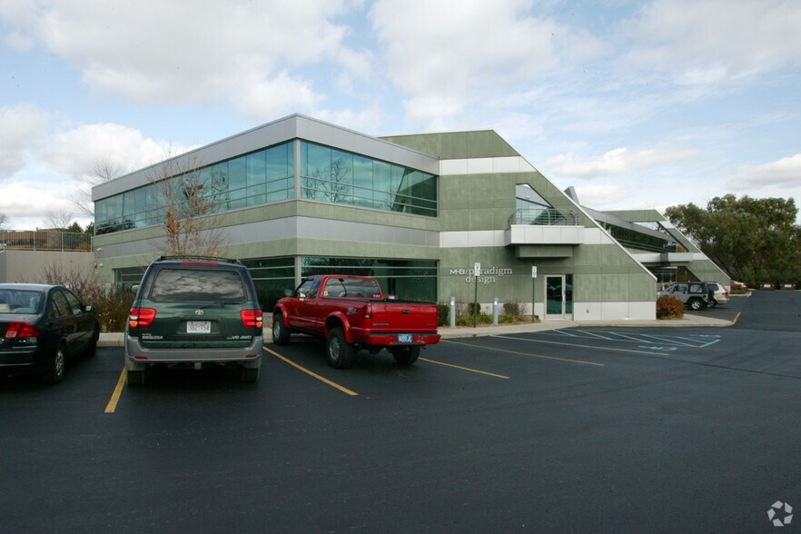 More Photos Of 550 3 Mile Rd NW, Grand Rapids Medical For Lease