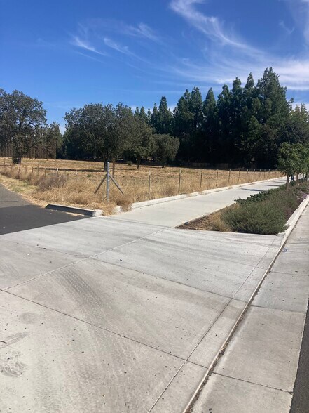 More Photos Of 9425 Folsom Blvd, Sacramento Land For Sale