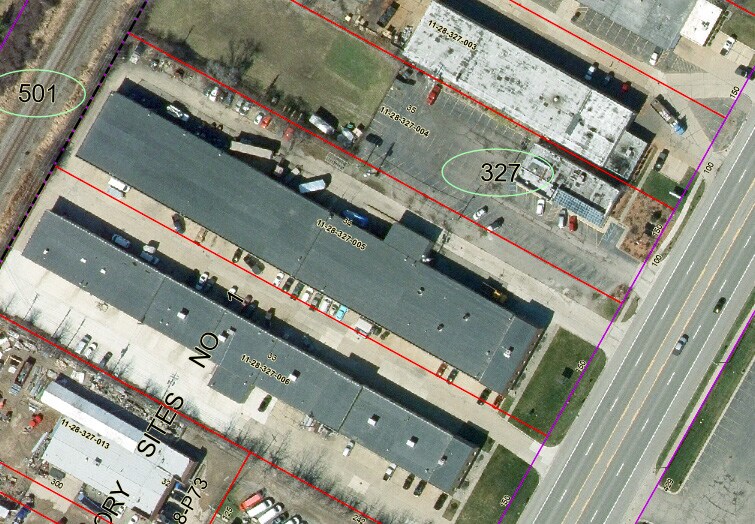More Photos Of 35441-35453 Groesbeck Hwy, Clinton Township Warehouse For Lease