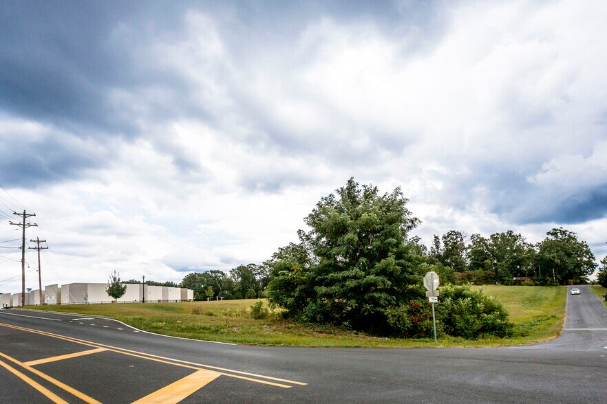 More Photos Of tbd M AND N DRIVE, Rockingham Land For Sale