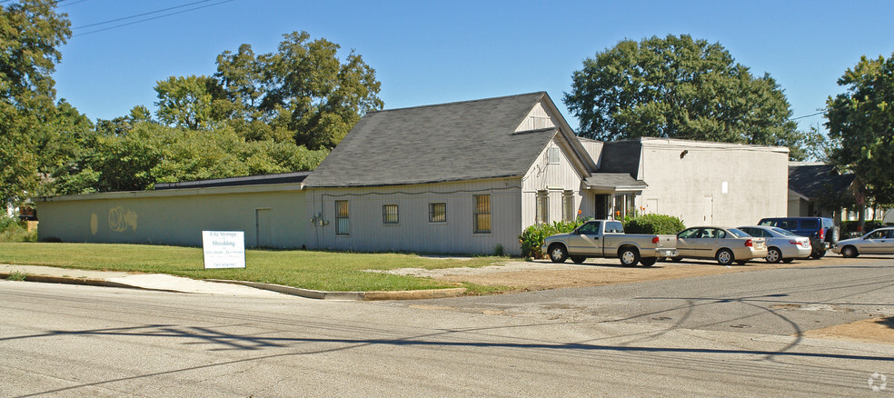 Primary Photo Of 2634 Yale Ave, Memphis Warehouse For Sale