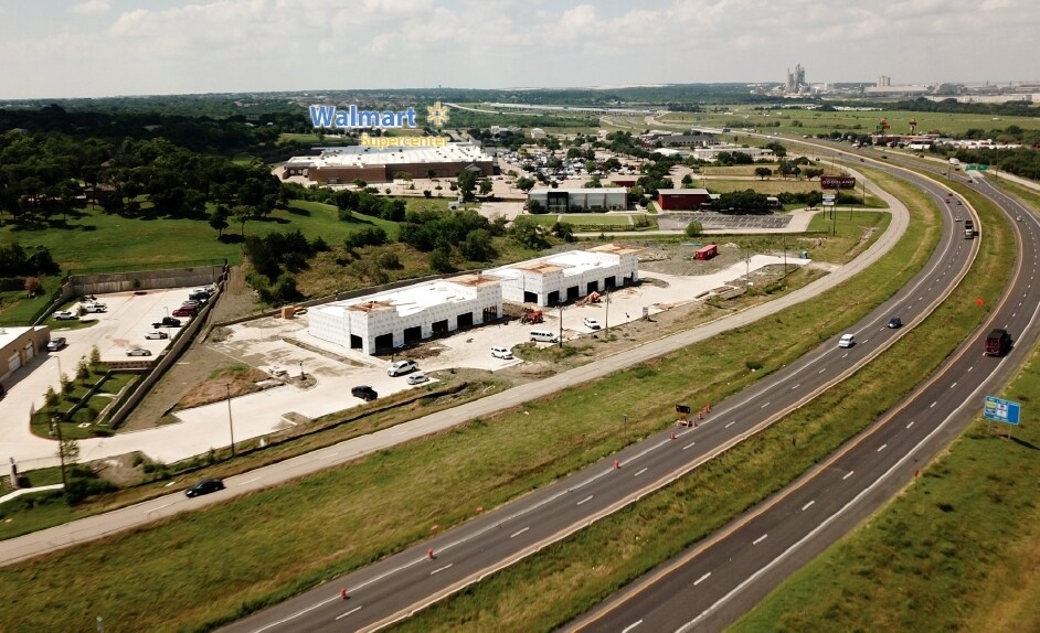 More Photos Of 760 N Highway 67, Midlothian Storefront For Lease