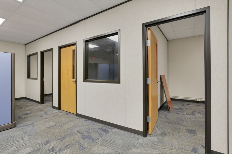 More Photos Of 300 E Auburn Ave, Springfield Office For Sale