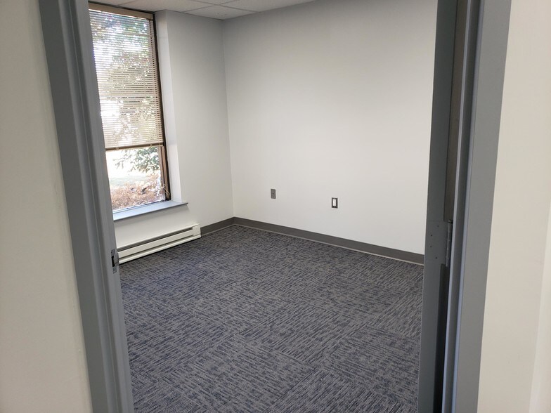 More Photos Of 3918 Prosperity Ave, Fairfax Office For Lease