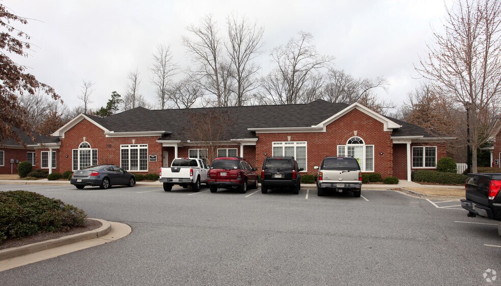 More Photos Of 2450 Atlanta Hwy, Cumming Medical For Lease