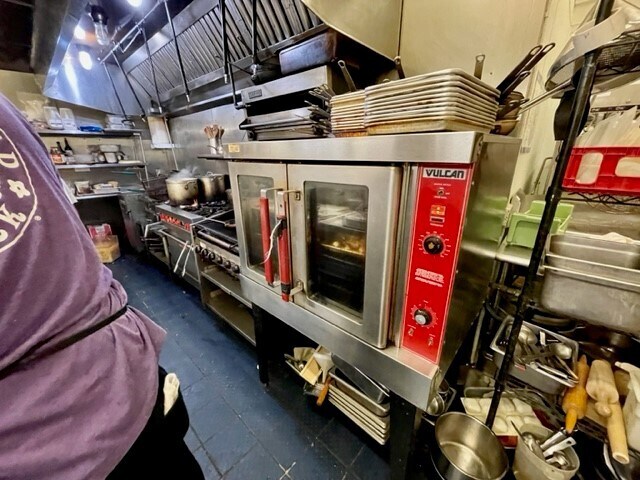 More Photos Of 303 S Main St, Jonesboro Storefront Retail Office For Lease