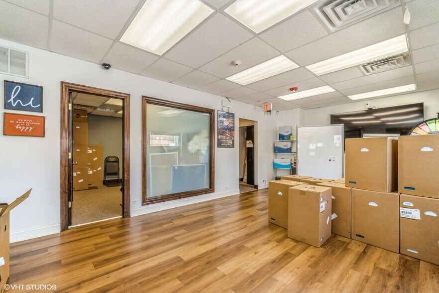 More Photos Of 3425 Dempster St, Skokie Office For Sale