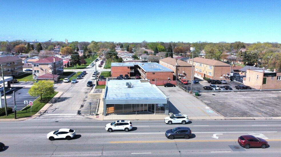 More Photos Of 10220 Grand Ave, Franklin Park Storefront Retail Office For Lease