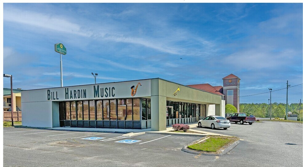 Primary Photo Of 4661 Chambers Rd, Macon-Bibb Storefront For Sale