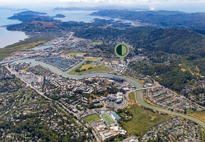 More Photos Of 560 Magnolia Ave, Larkspur Supermarket For Sale