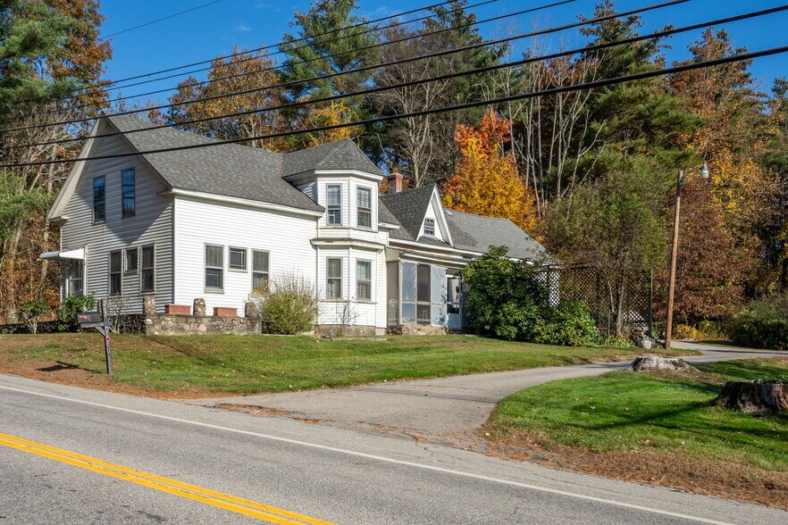 More Photos Of 267 Londonderry Tpke, Hooksett Warehouse For Sale