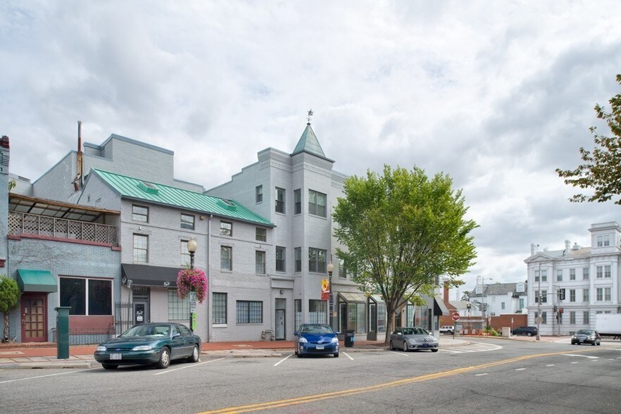 More Photos Of 810 Potomac Ave SE, Washington Office For Lease