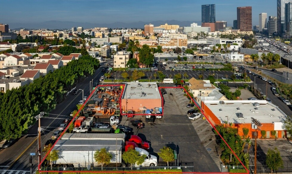 Primary Photo Of 1334 W 11th Pl, Los Angeles Land For Sale