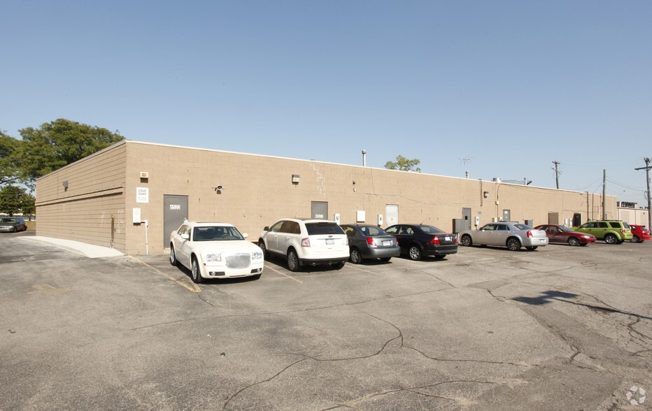 More Photos Of 6594 N Wayne Rd, Westland Unknown For Lease