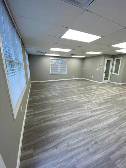 More Photos Of 4 Abbott Pl, Millbury Office For Lease