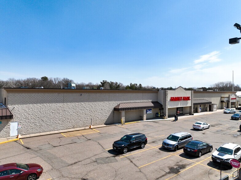 More Photos Of 17158 County Highway J, Chippewa Falls Supermarket For Lease