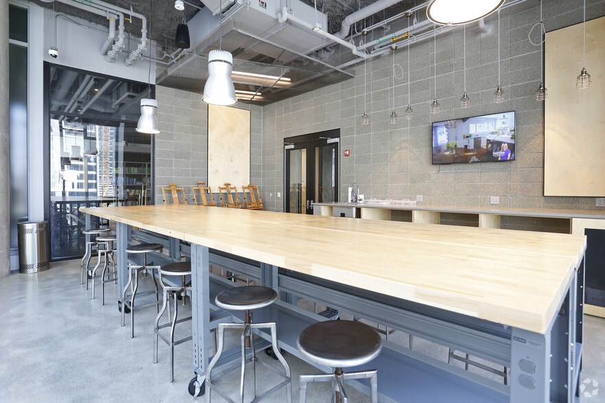 More Photos Of 720 S Wells St, Chicago Multifamily For Sale